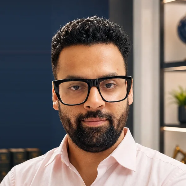 Advocate Dr. Saurabh Kapoor